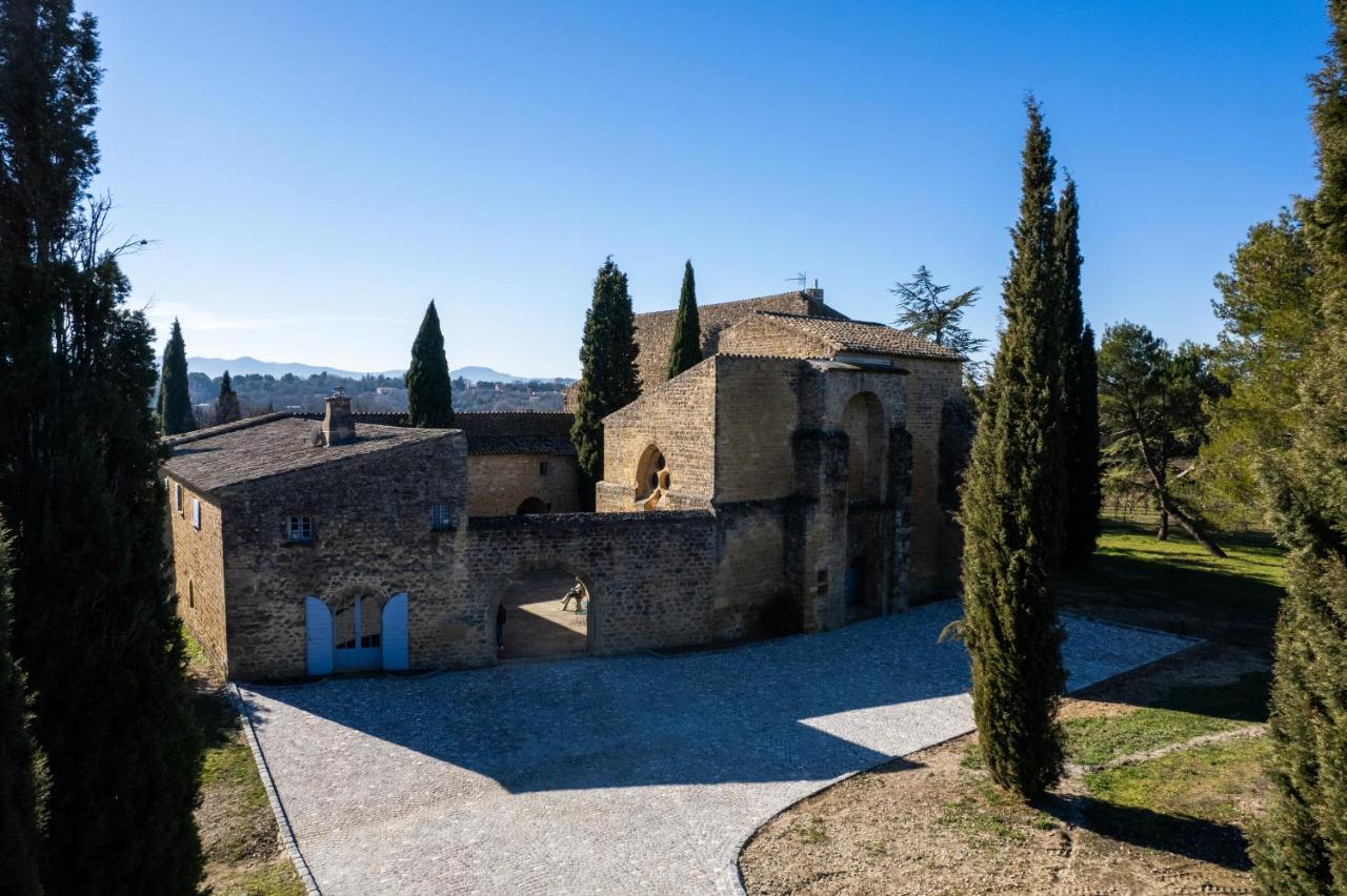 Chateau Saint-Pierre De Mejans Puyvert Exterior photo